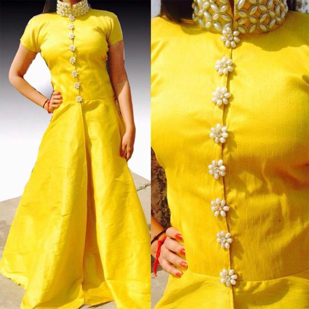 youdesign011's tweet photo. #Fushion #gown
CODE : PT 398
#Artsilk
Price : Rs. 5999
☎️ : 8779965613 (whatsapp)
📩 : designer@ninecolours.com
https://t.co/mjeeDnPnnU https://t.co/i2yAzxfUex