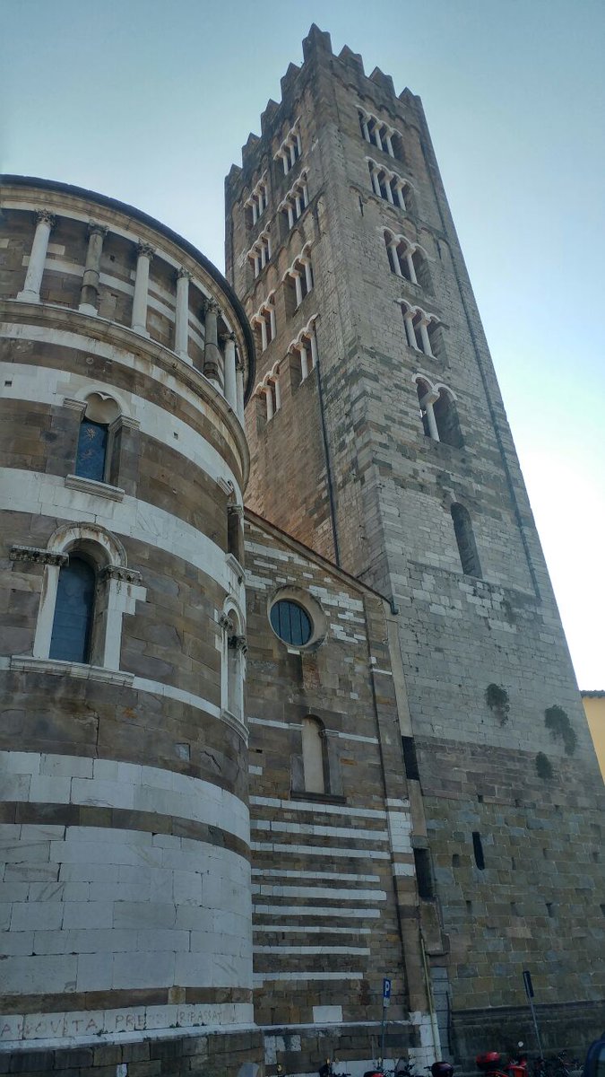 R_Archeologie's tweet photo. Noi oggi siamo a spasso per #LuBEC2017, ci sono tantissime novità da tenere d'occhio! 😉 E Lucca è splendida come sempre! ❤️ https://t.co/KNdL1cdLt2