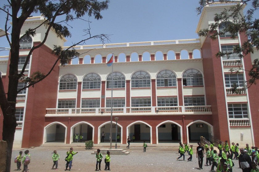 Hagerawi24's tweet photo. #Eritrea provides free education to all from kindergarten to elementary to high-school to college upto Doctorate over 800k students enrolled https://t.co/Xp0FPDfdDW