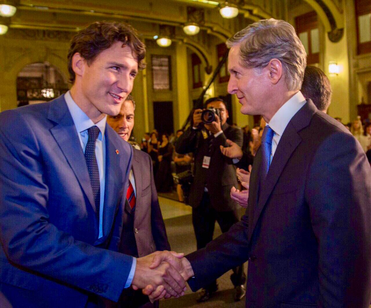 alfredodelmazo's tweet photo. Gracias a @JustinTrudeau por su interés en la relación con México. Son tiempos de diálogo y construcción de acuerdos. https://t.co/jpRHqeFO0G