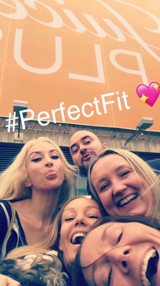 DDeeLovesGoss's tweet photo. #jplive #perfectfit Fitties in da House! #BringingHealthyBack 😜🙌🏼😜 https://t.co/zopFVK5eiO