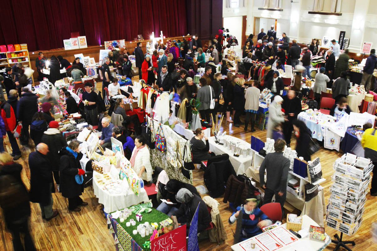Want to trade at the Stoke Newington Town Hall Christmas Market on Saturday 9 December? Apply here: bit.ly/2fDXzl3.