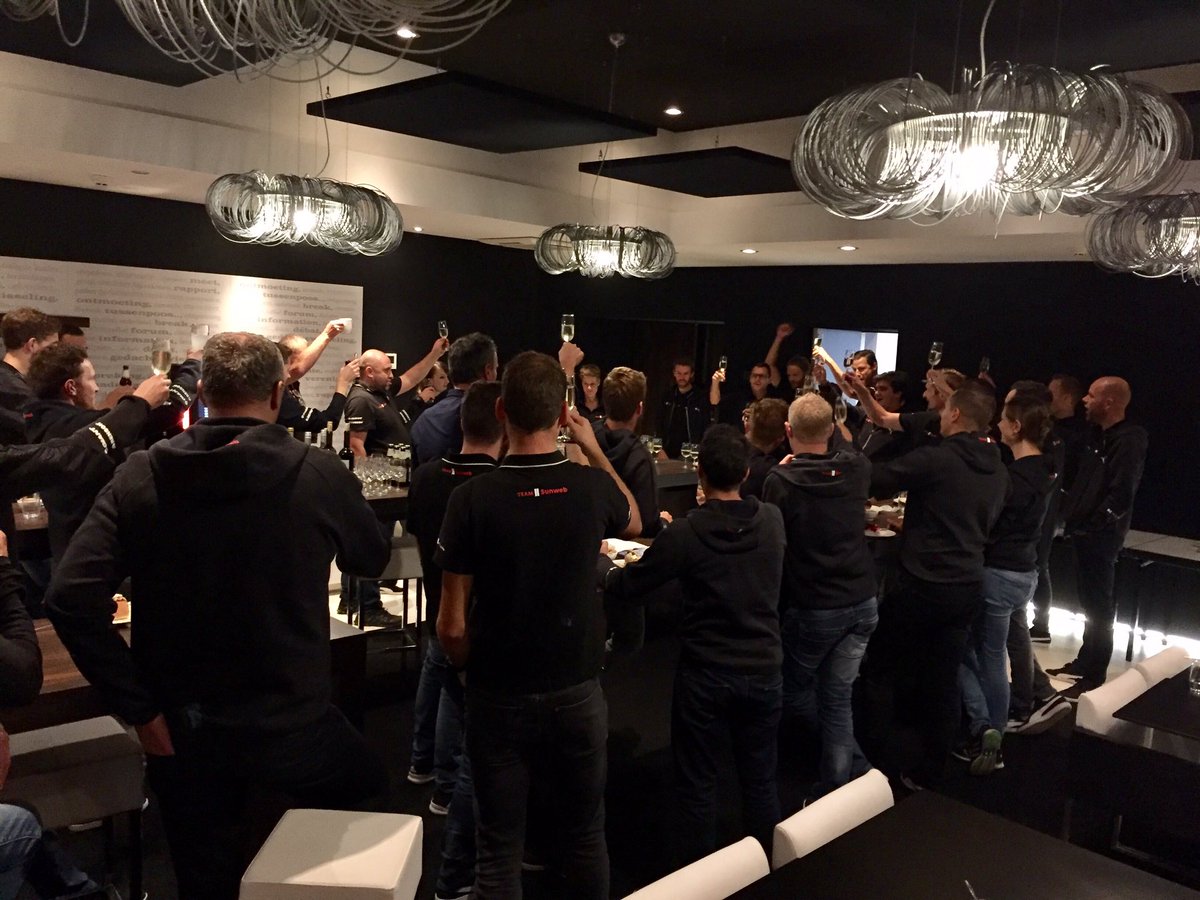 picnicpostnl's tweet photo. A toast at our staff meeting to an incredible 2017 season. Onwards and upwards in 2018! 🥂 #KeepChallenging https://t.co/VYGkhIPWHA