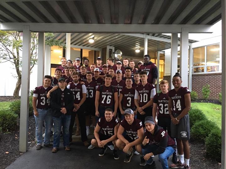 Thx <a href="/PHS_CoachMac/">Chris McNamee</a> for lending out ur boys this am. I think the kids at PES loved it!  Great start 2 the homecoming game day <a href="/PikevilleHSFB/">Pikeville HS Panther Football</a>