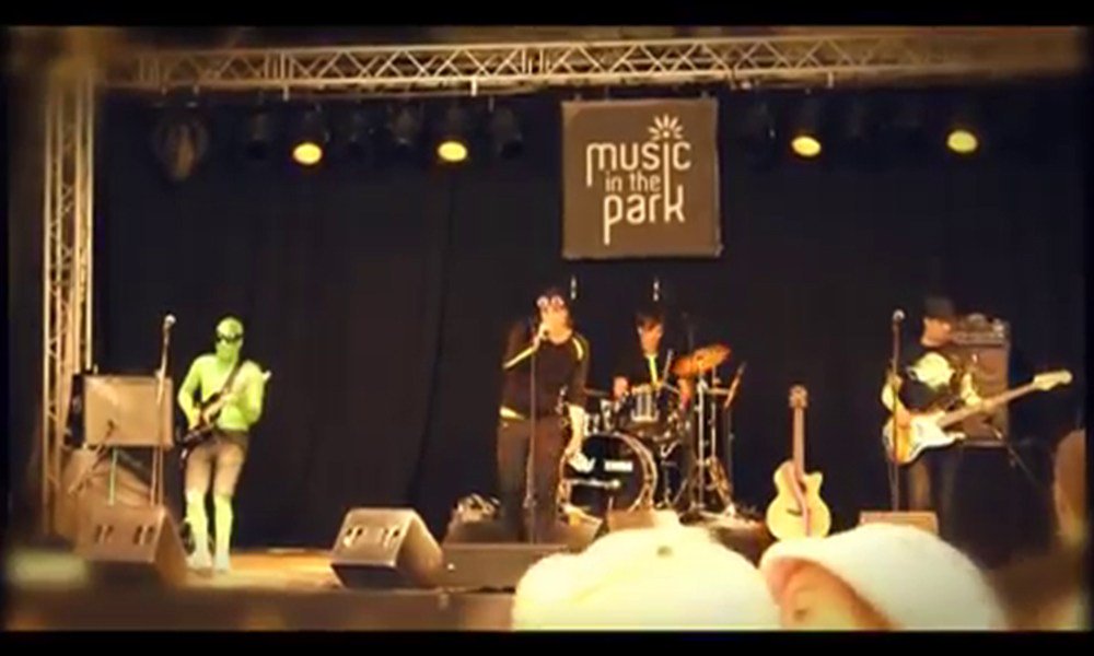 When is the last you heard <a href="/lonehillestate/">Lonehill Estate</a> ft <a href="/jrafrika/">JR BOGOPA</a> “Look Good” while it is this week… esatv.co.za/index.php/2017…