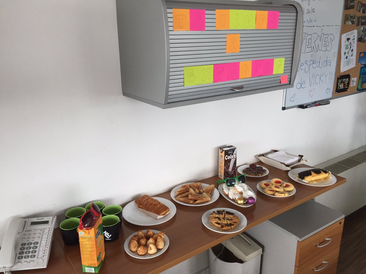 WavemakerUy's tweet photo. Despedida de @vicbavosi #LicenciaMaternal #ThriveBreakfast https://t.co/zuYHGxMfoU