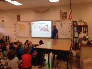 msbuford12's tweet photo. Thank you Northside Hospital Cherokee for teaching us how to be safe! #getCONNECTED #STEM Day https://t.co/JJLTt3nurl