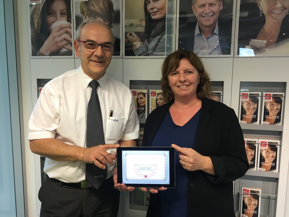 CaissEpargneGEE's tweet photo. Nos collaborateurs ont passé leur « passeport digital », diplôme interne. En route pour la transformation digitale ! Bravo ! https://t.co/LKkbrXri8z