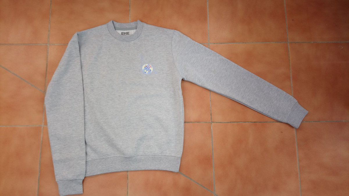 DeportSinLimite's tweet photo. Buenas tardes!
Mirad que sudaderas tenemos a la venta. Sólo 15€!
Elije color y talla. Mándanos un WhatsApp al 681 10 34 94
#YoMeUno https://t.co/bE17PeH0V1
