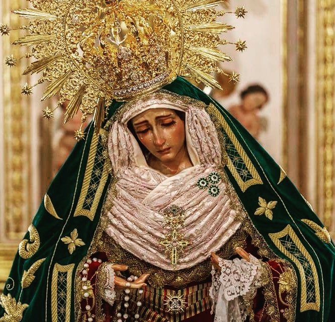 pirogranada's tweet photo. Esta tarde pondremos el toque pirotécnico a la función de @HdadEsperanza cuando falta 1 año para la Coronación. #EsperanzadeGranadaCoronada https://t.co/m9m4wcGILM