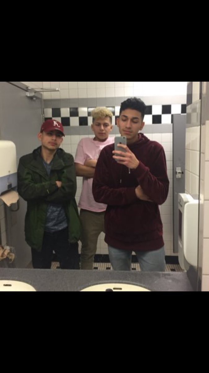 Garcia_Uriel21's tweet photo. happy 18th birthday bro have a good one #fuxwidit๐๐ฝ @__TenThree https://t.co/3jFaYf9puS