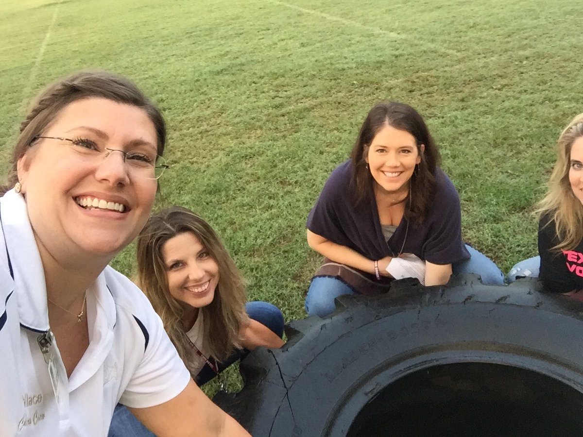 berwallace40's tweet photo. #TeamOutsideTheBox #KCTigersSprit @KleinCollins https://t.co/tHm8pU8zbC