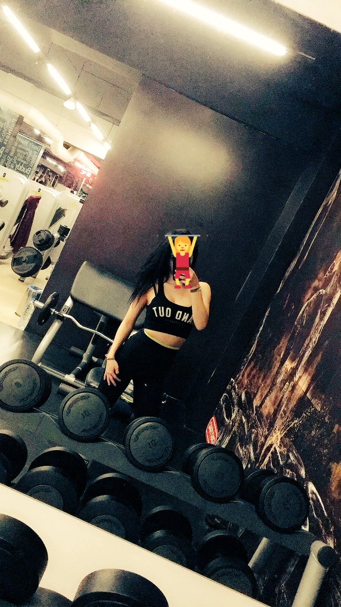 Defne (@bisexdefne) on Twitter photo 