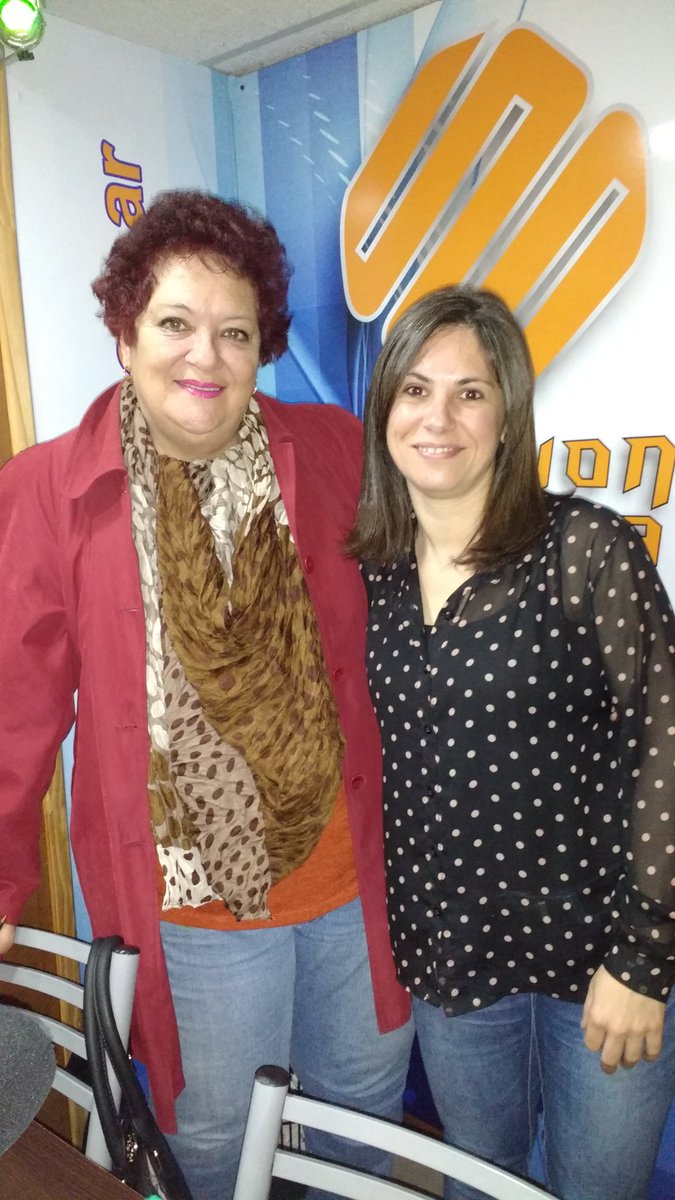 LauraLabat's tweet photo. #Río3 Entrevista en @fmradiourbana hablamos sobre nuestros candidatos @alevigo y @MartinLlaryora y las propuestas p/ el #CongresoNacional https://t.co/jQkrPE3L5G