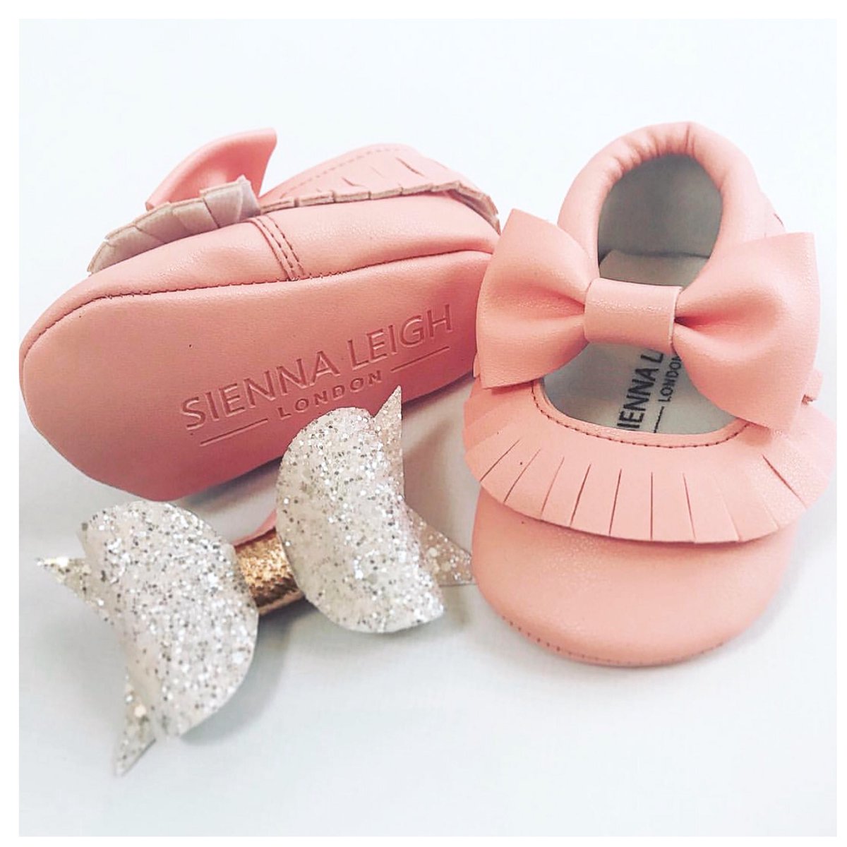 moccs and bows