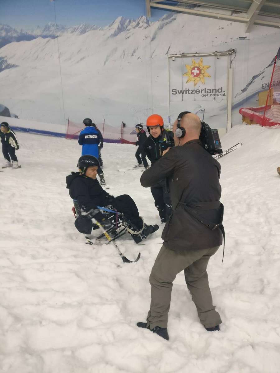 Geocast's tweet photo. Skiing in Hemel Hempstead! https://t.co/KFRKs9lXjC