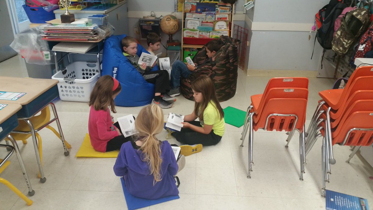 suzcogs's tweet photo. Reading for background knowledge and fluency! #cogskids #team166 https://t.co/Q2rv8ASM2s