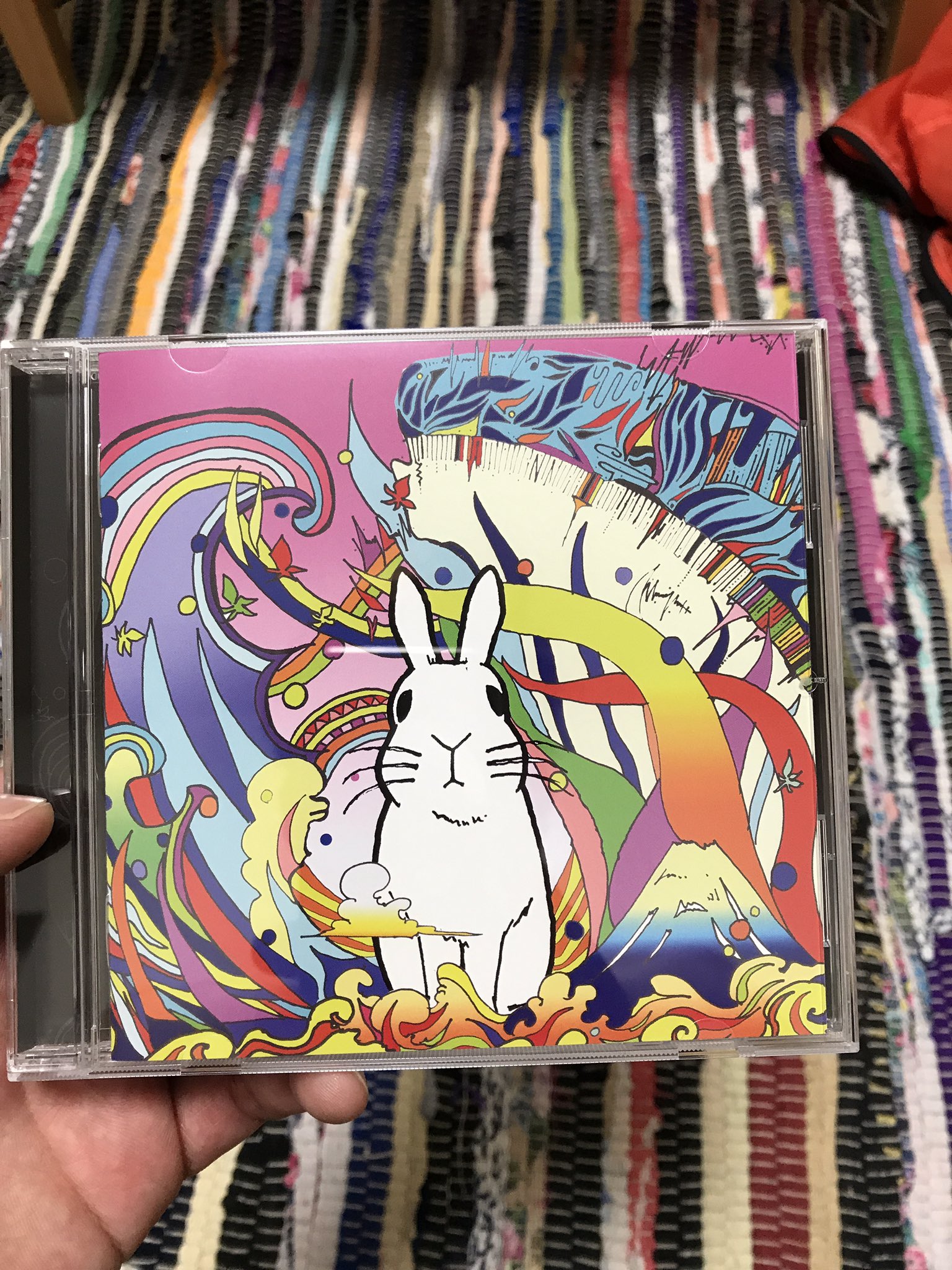 ミキ 亜生 弟 ラニーノイズのアルバム聴きました 全部英語 かっこいい 歌詞カードにも日本語訳も載ってて親切 すごいなぁ 感動しました かっこいい 日本語訳バージョン出すなら僕に歌わせてくれぇぇ みんな急いでcdshopへgoや