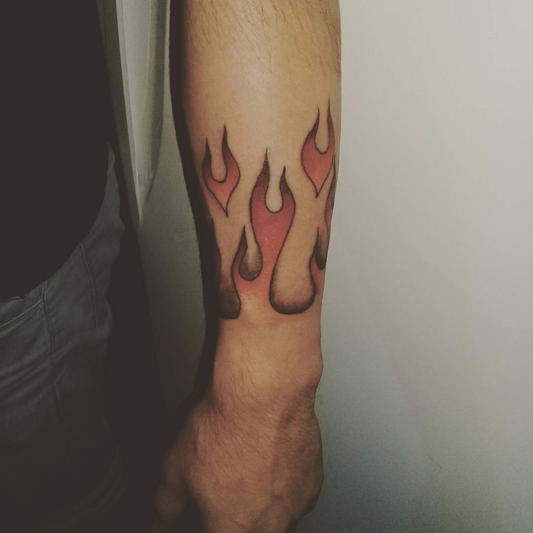 EmanuelMarcon's tweet photo. BLOOD TRACTION TATTOO STUDIO! 
Pedime tu presupuesto o diseño por privado... https://t.co/054fWHz2ZC