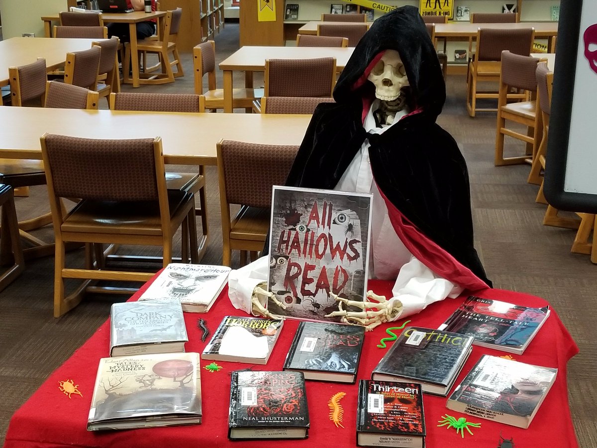 VVSD365U's tweet photo. Meet "Skelly", who has been hired as temporary help in the LMC at Bolingbrook HS. Skelly is always on duty, doesn't need to eat or sleep and prefers the overnight shift. https://t.co/MNWLPom0iL