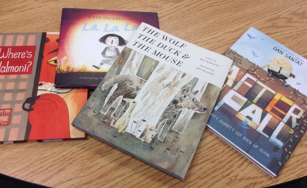 Mrs. W.'s Readers tweet media