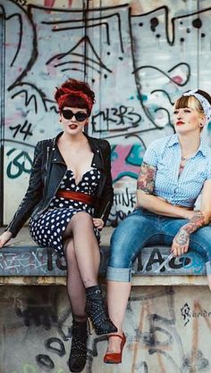 Pinup_P tweet picture