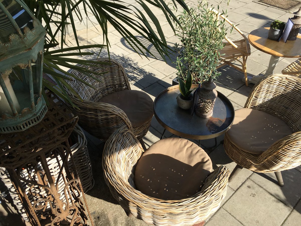 LittleBirdW4's tweet image. Beautiful food, fantastic atmosphere, awesome cocktails and just a really really good time. What more could you want from a weekend!! 🌴🌴🌴