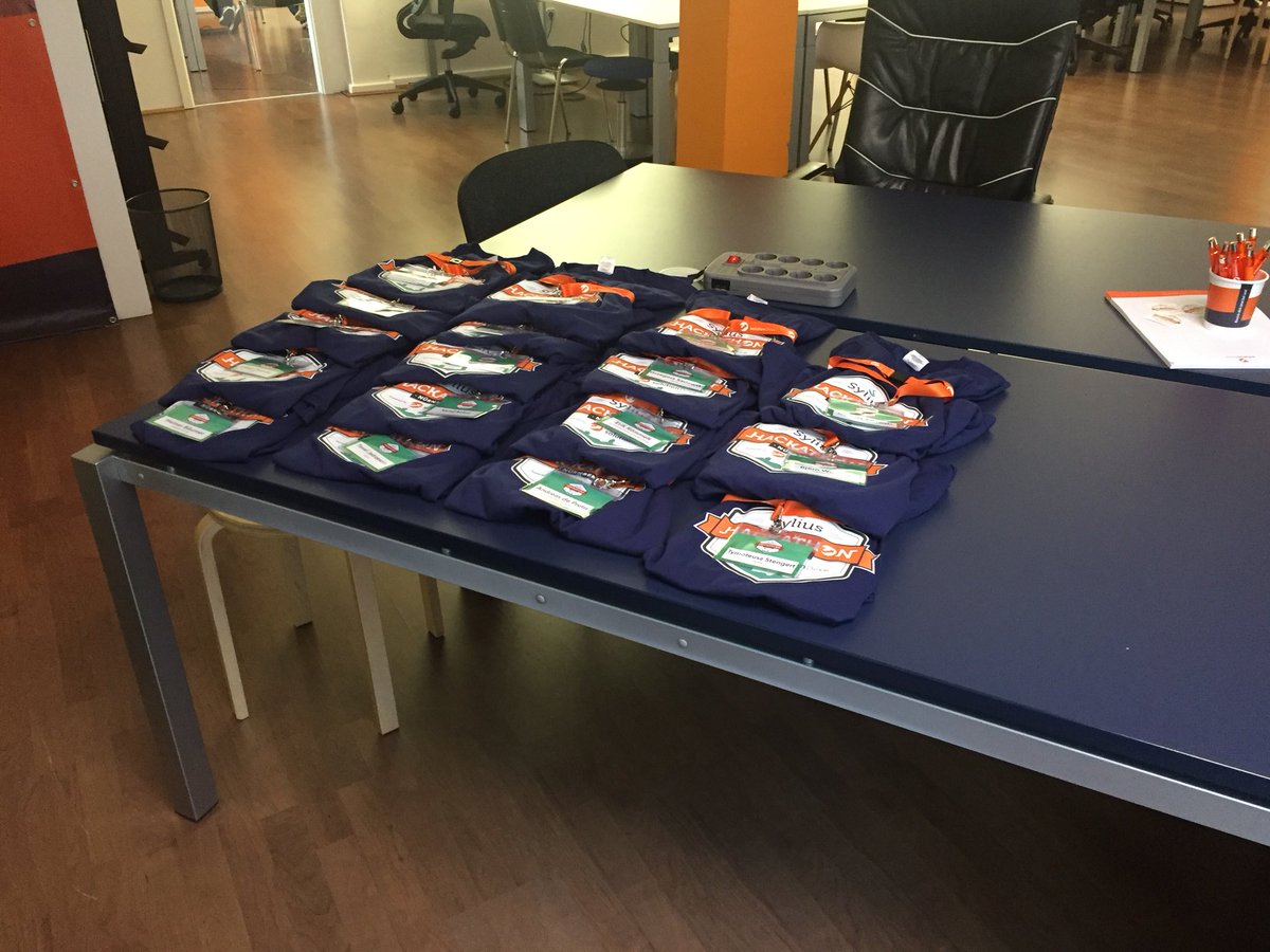 solutionDrive's tweet photo. In gut einer Stunde gehts los: Der 2. Deutsche @Sylius #Hackathon 🎉 #solutionHack #php #symfony https://t.co/9rqqsmFVQ5