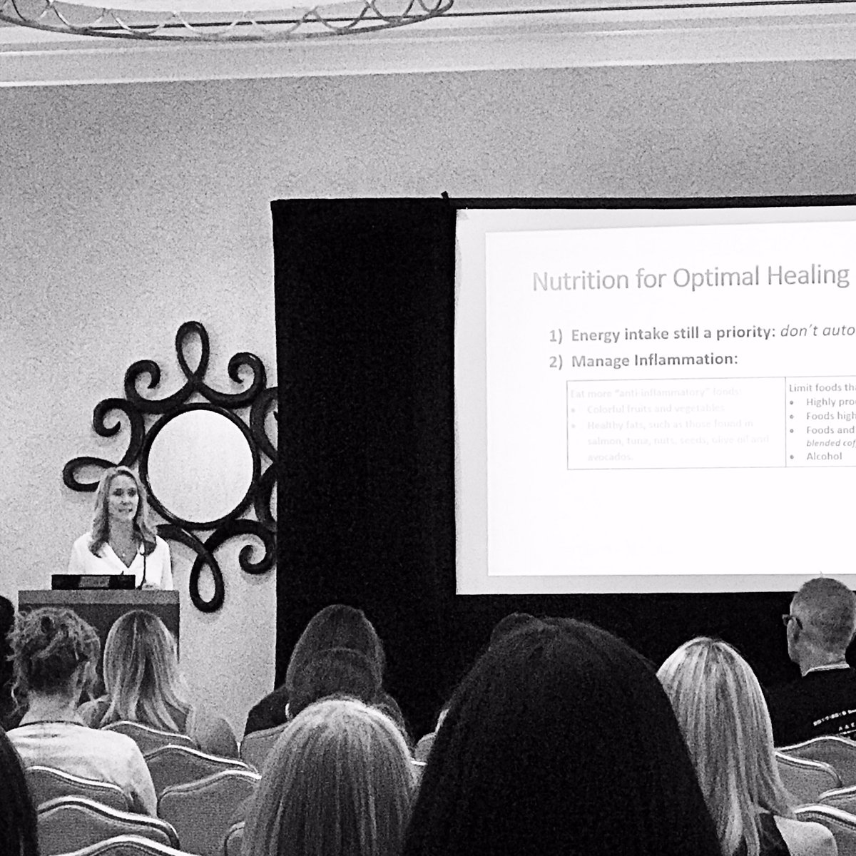 MNDanceMedicine's tweet photo. MDMF Nutrition professional Val presenting @_iadms_ #IADMS2017 https://t.co/0GXdoOlCdr