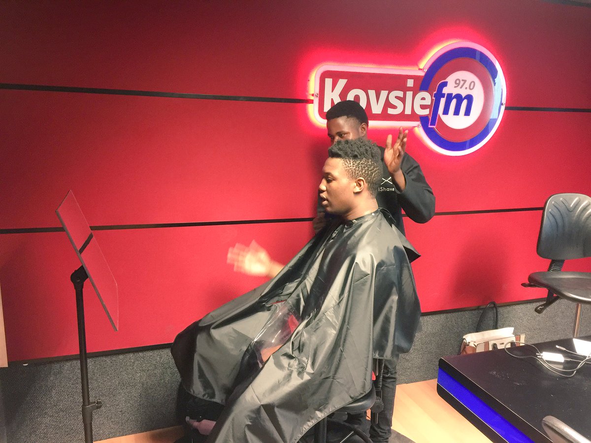 KovsieX's tweet photo. Before and After S/O to #iShave for the free Haircut๐ฅ๐ฅ๐ฅ๐ฅ๐ฅ https://t.co/K1lP8fhLIP