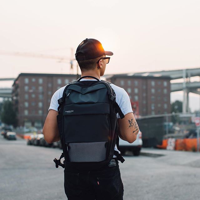 backpacksdotcom's tweet photo. Stay on the move. ๐ฏโก๏ธ #backpacksdotcom https://t.co/Kwaw941zjz