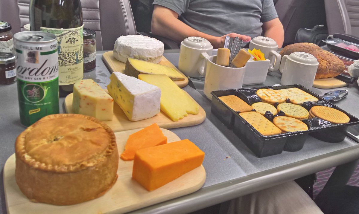 westleyl's tweet photo. It's cheese with @robinem and @ICooper on the #geektrain to @DDDNorth - G&amp;T to warm up. https://t.co/umE1JozCri