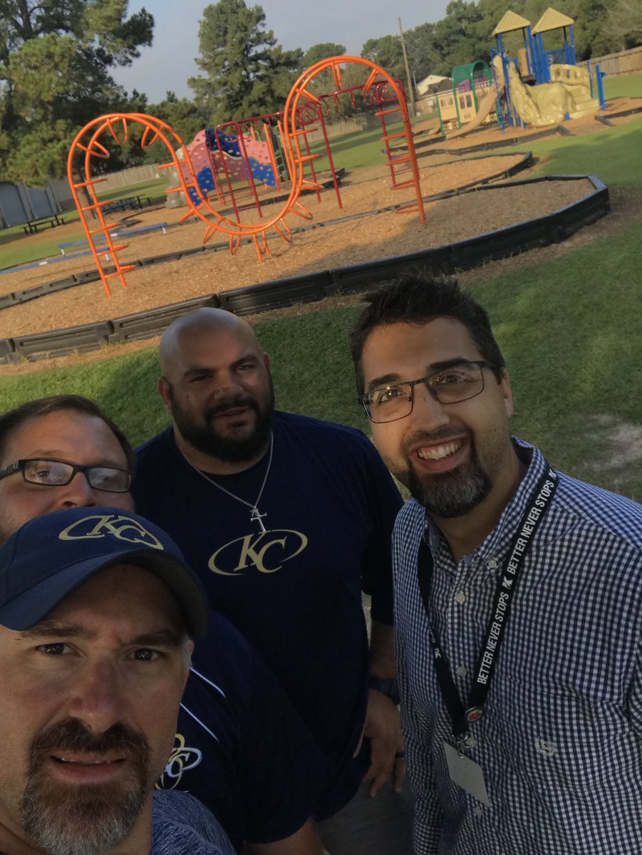 CoachMTroutman's tweet photo. KC Selfie Challenge- Local playground equipment, KISD maintenance worker, KC students, 5 positive notecards #group27 @KleinCollins https://t.co/oJCHyVcpvz