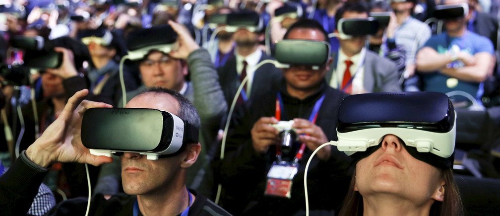 ultrahaptics's tweet photo. According to a recent estimate by @GoldmanSachs, #AR/#VR are expected to grow into a $95 billion market by 2025 https://t.co/bLwk2bxEOc https://t.co/90hDINQ6Nq