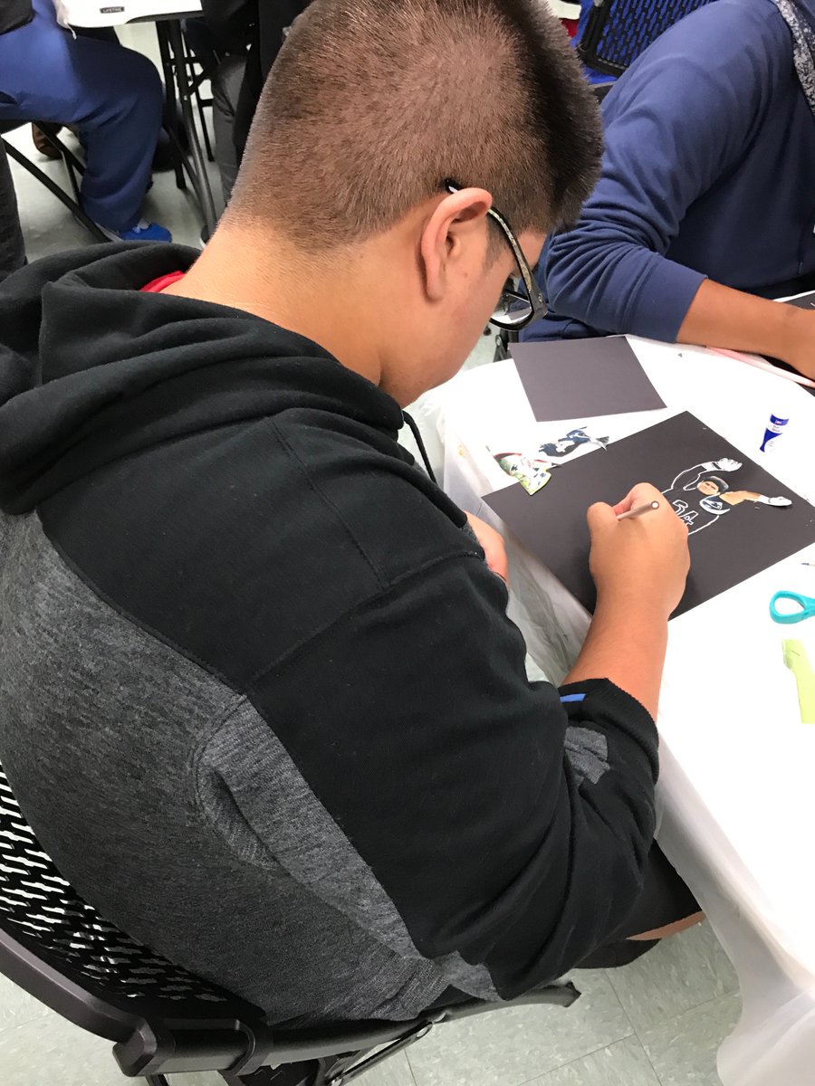MeghanHibbsALSP's tweet photo. We joined our Fenton friends yesterday for a fun craft activity at the Bensenville Park District! #ourndsec https://t.co/JZZy8SWgJ8