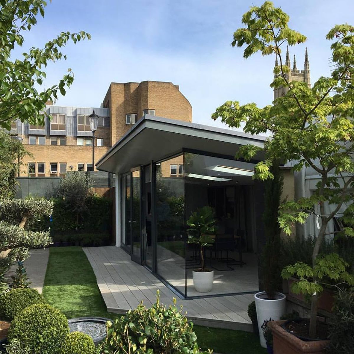 dsalisburycons's tweet photo. Today's #blog talks about about the benefits of regular visits to the @TCGSW3 and our London showroom:

https://t.co/9O9ihs9YCl

#SHOWROOM https://t.co/m6GNM4o55s