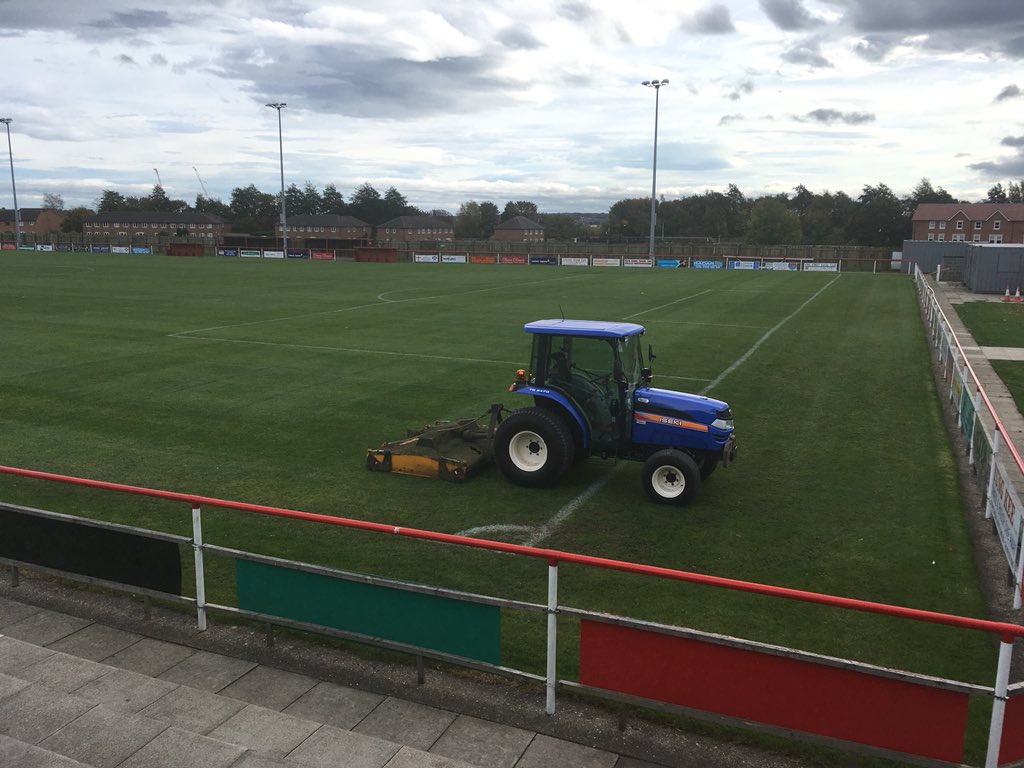 PaulJ5168's tweet photo. @NorthShieldsFC @ashington_fc @iseki_uk TG5470 performing fantastic ! Operator comfort fantastic. A fantastic purchase by @TynemouthCC  Ltd from #rickerbys 👍👍👏! https://t.co/D1KUVXPj1y