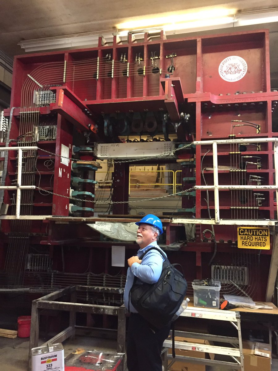 StressStrain22's tweet photo. @Mojave_Jim and I visited civil #engineering group in Houston. Impressive three axis #servo #hydraulic testing frame https://t.co/0V7ZkVitAn