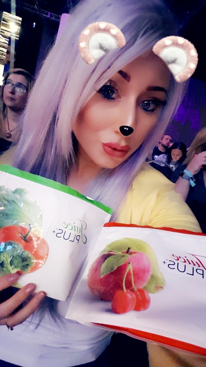 GailScottModel's tweet photo. Got My Chewees On The Go! #Jplive ❤ https://t.co/UZalsqLj1i