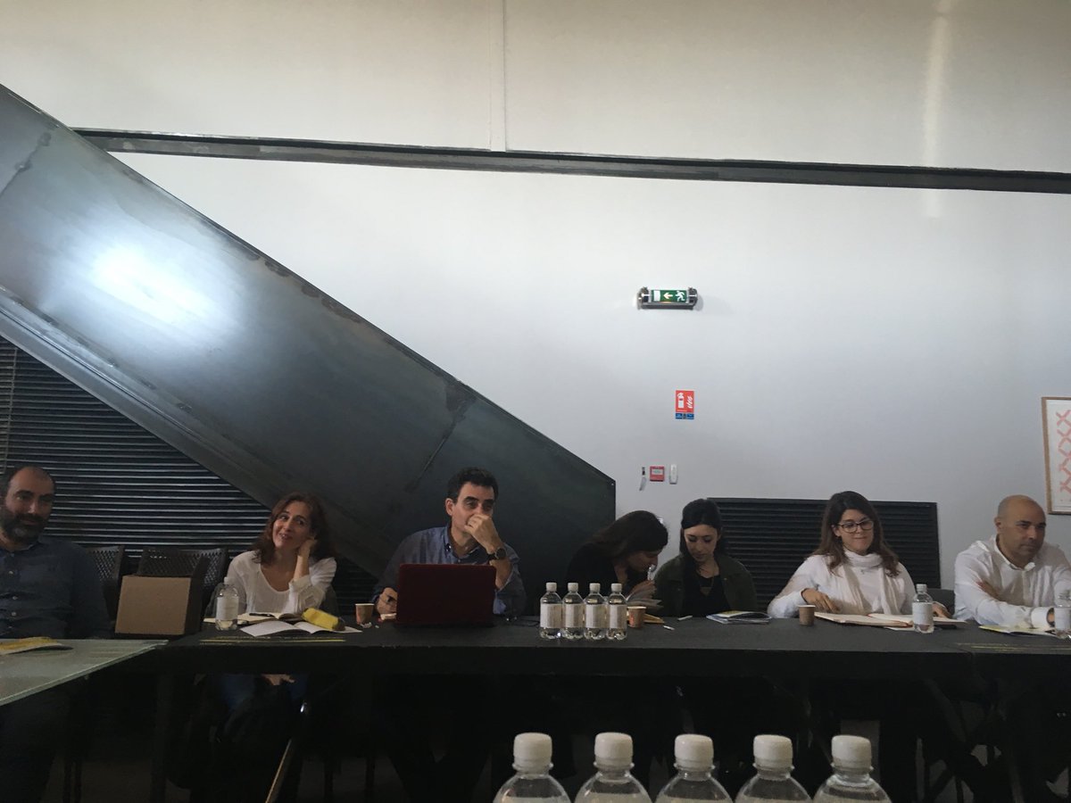 MetropolesDuSud's tweet photo. Début de 2 jours de travail avec les partenaires du @KAAU_Project autour de la définition de l’#ActiveAdvancedUrbanism a @lezigno https://t.co/CQRQNJTGvz