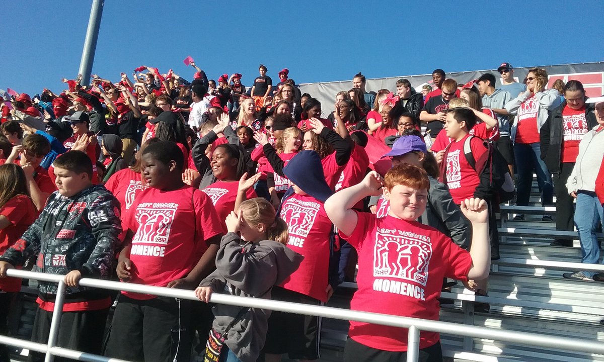 BleyleTeach's tweet photo. @MomenceBuddies having a great time at #BBFALLGAMES . #WeAreMomence https://t.co/YFRJZdH4KC