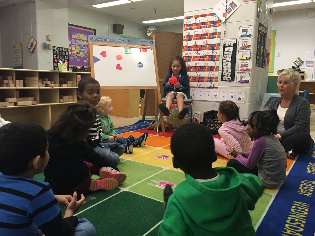 annestaley98's tweet photo. Our early childhood students at Jaeger are leading morning circle time! #JCPSDL @JCPSEARLY @MyRinagratz @JCPSSuper https://t.co/M0G0vBTgRf