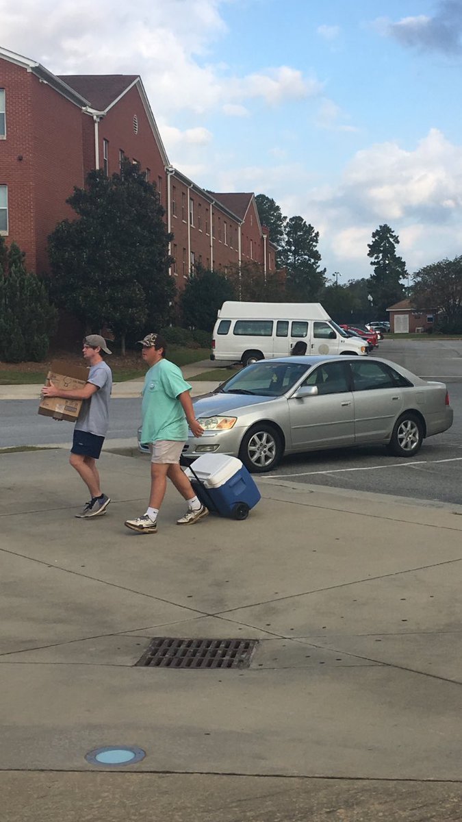 eta_theta's tweet photo. Honored to be able to help with Special Olympics today. Glad to participate in events that have a purpose bigger than ourselves. @SigmaChi https://t.co/045mvwb6CD