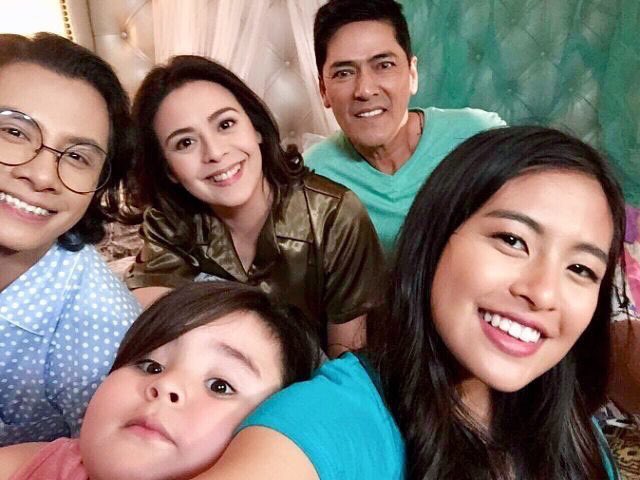 JillDelgadoo's tweet photo. The BalatBat Family ๐โค๏ธ
Shooting for #MeanToBeh #mmff2017
@DawnZpost @qaloyJCsantos @_gabbigarcia https://t.co/dIuCWRYjgl