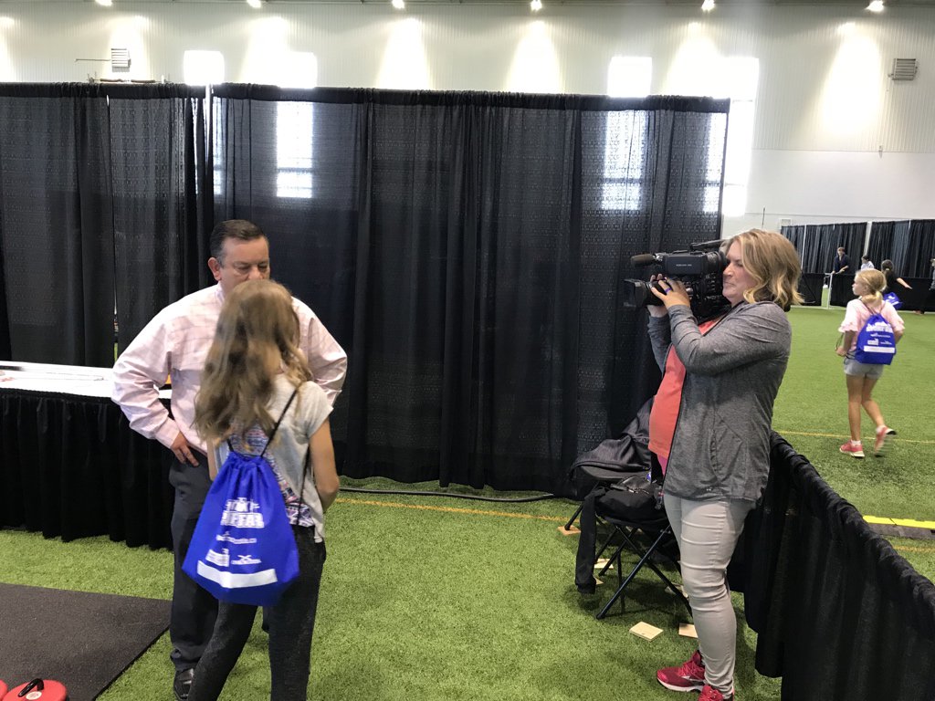 NSCurl's tweet photo. .@cyrillunney from @CTVMorningAtl joined us with his daughter to try some curling at the @SportNovaScotia! #MilkSportFair https://t.co/UHDy2hYvau