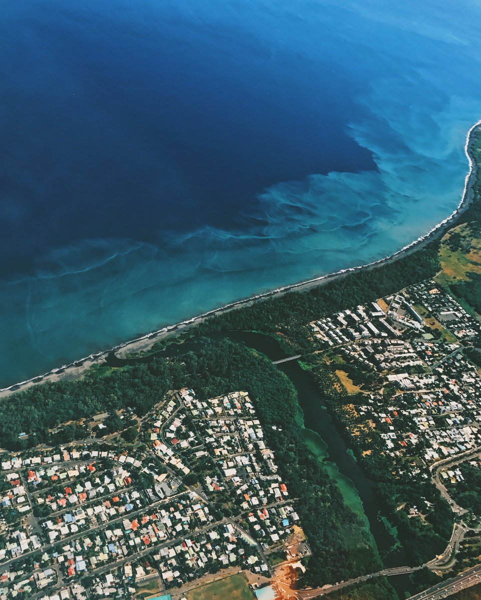 DonovanGoliath's tweet photo. Few selects from my trip to Reunion Island. #KeepItMinimal https://t.co/imLuez6Rvu