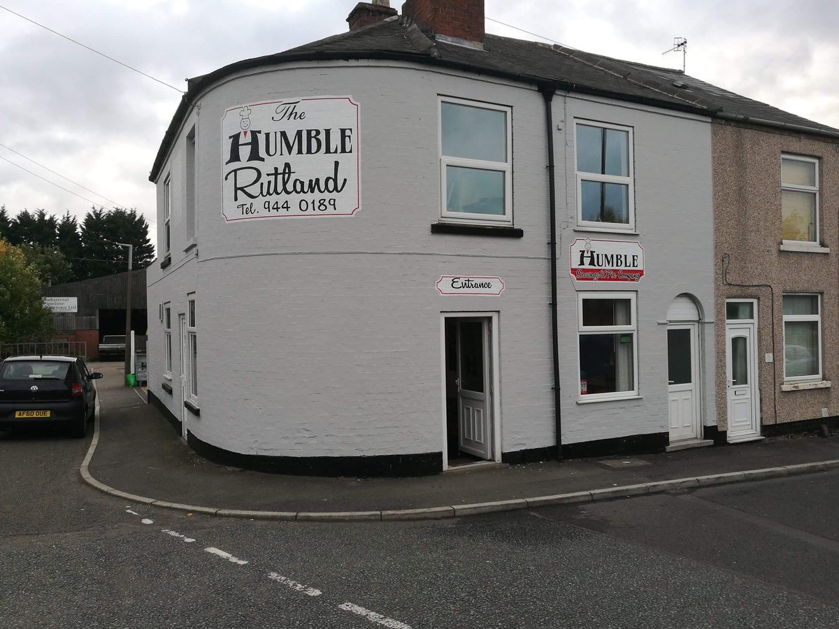 HumbleMidlands's tweet photo. So Humble has now expanded in to the pie shop world, come and find us @HumbleRutland 😁 #pies #Sausages #Ilkeston https://t.co/i5y74r1XEI