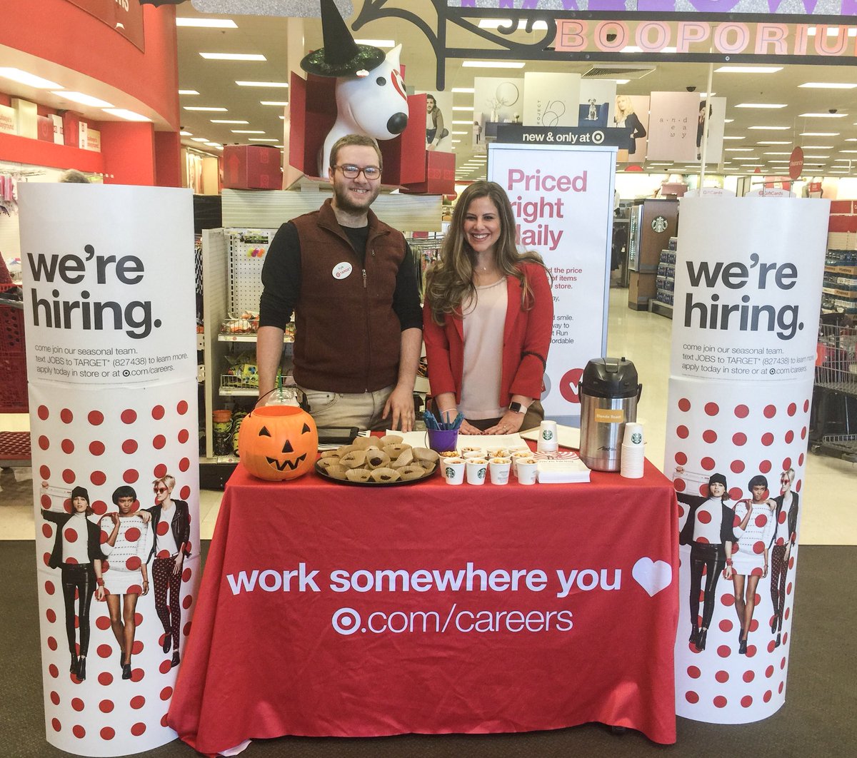 1463ETL_HR's tweet photo. Come see @KyleCorreia1997 and I today through Sunday 10am to 6pm. #WorkSomewhereYouLove #1463fillingtheteam 😉 https://t.co/JXW3cnvisI