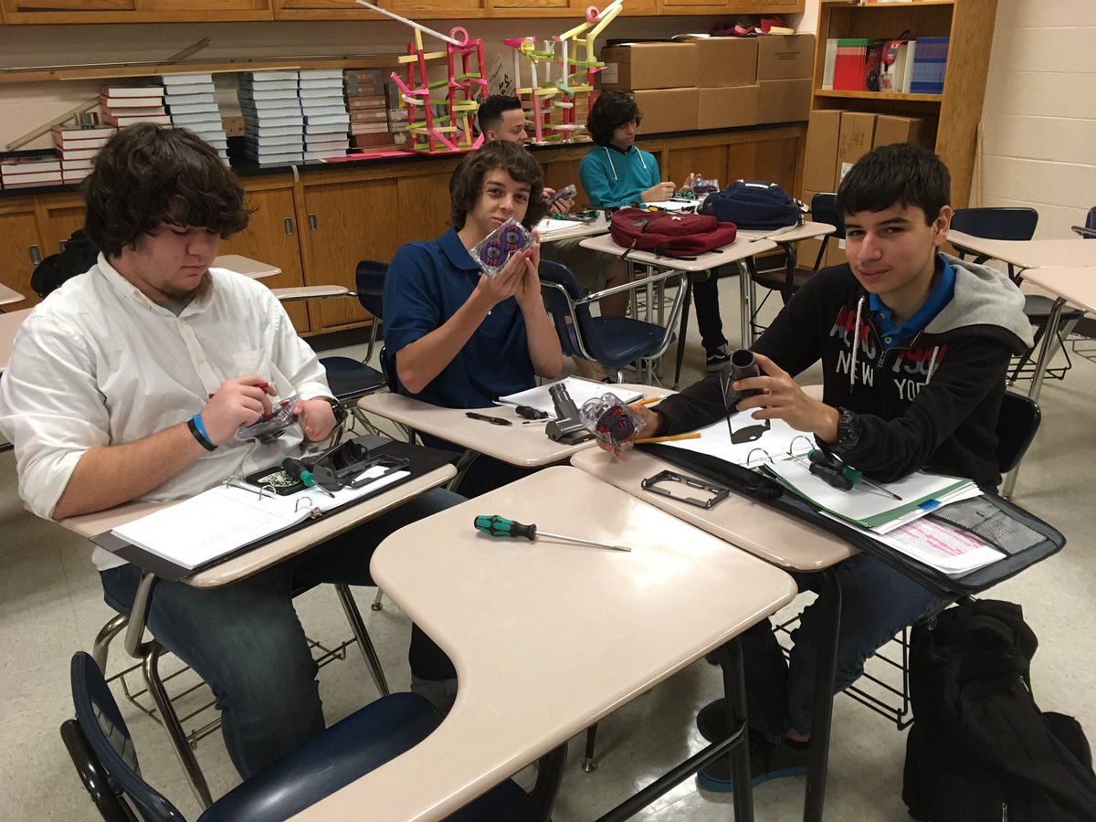 JohnedwClark's tweet photo. Deltona physics students learning physics laws by reverse engineering a Dyson brush bar. Real engagement @jdf #engineeringbox #vcscience https://t.co/7A2Okd1F6V