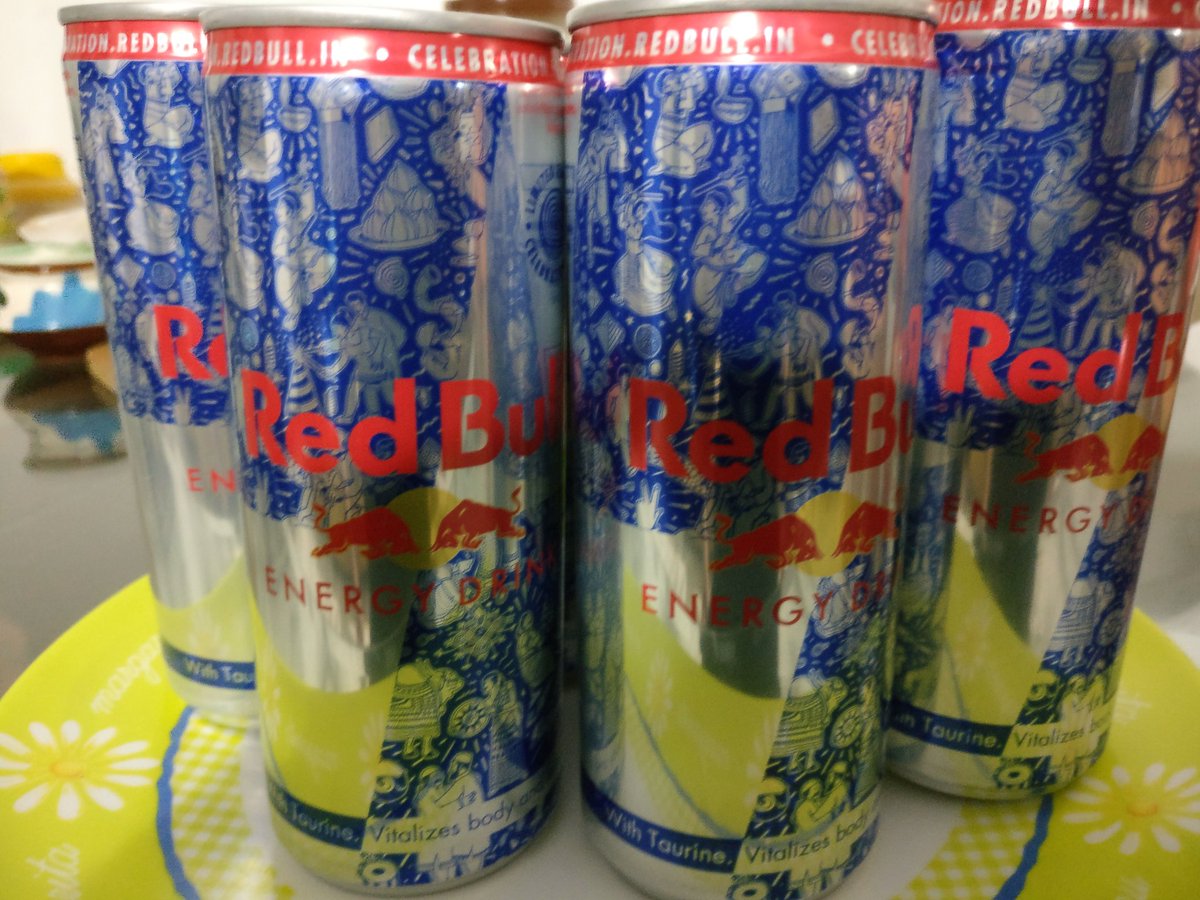 Akiisssss's tweet photo. @ilawise26
What Just I Received ππ
6 Cans of the super sexy limited edition of RedBull ππ Loved It, All Thanks to #TFMQ #TFMQxRedbull https://t.co/2YLIKiSgIq
